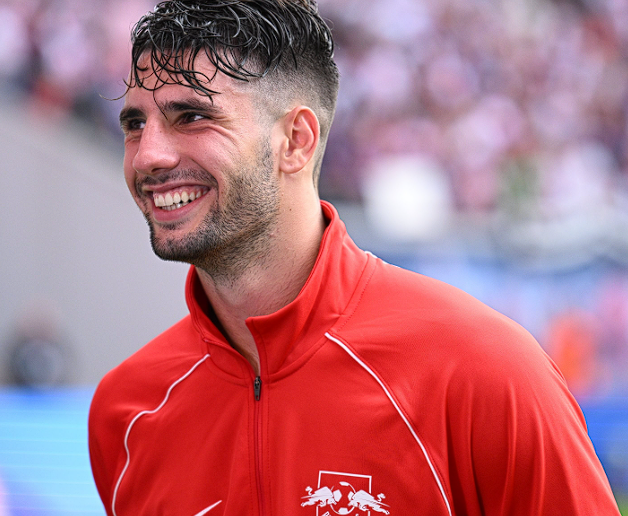 索博斯洛伊续约谈判：前景未明，多方因素交织