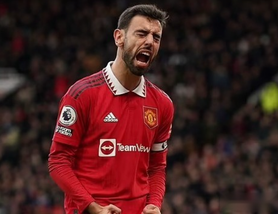 曼联队长B费未来存疑，高薪留人成关键